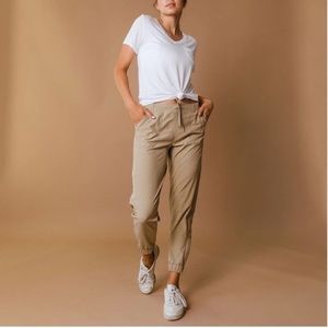 PETITE XS Albion Fit Heathered  Khaki Jetsetters